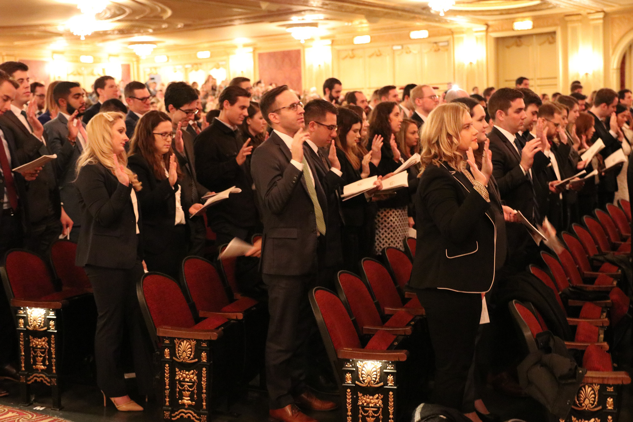 Hundreds of New Ohio Lawyers Take Oath at Renovated Theatre