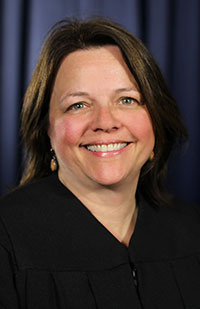Image of Amy L. Searcy