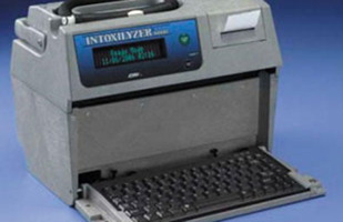 Image of the Intoxilyzer 8000 breath alcohol testing machine