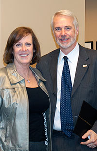 Image of Ohio Supreme Court Chief Justice Maureen O'Connor and Steven Hanson, manager of the Children & Families Section Image of Ohio Supreme Court Chief Justice Maureen O'Connor and Steven Hanson, manager of the Children & Families Section